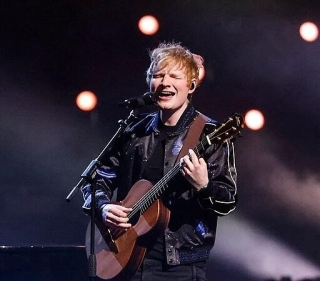 Голос Ed Sheeran использовали в рождественской песне без разрешения исполнителя